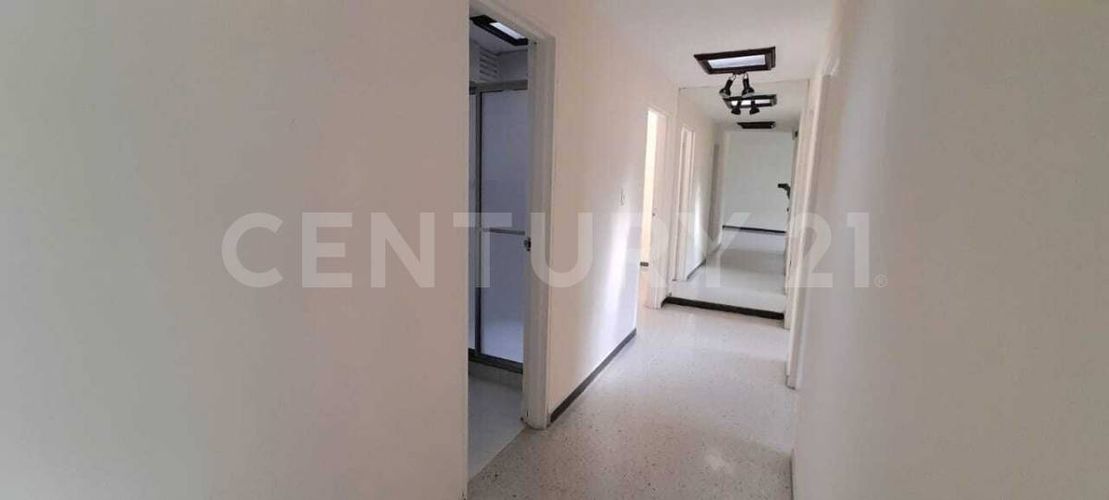 Apartamento de 3 alcobas en venta en Pampa Linda, Cali, 101 m² · foto 14 de 22