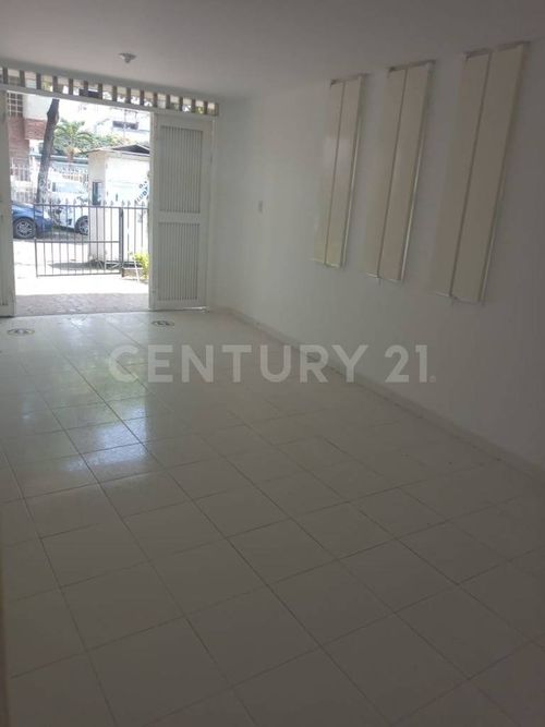 Local en arriendo en El Lido, Cali, 30 m² · foto 6 de 13