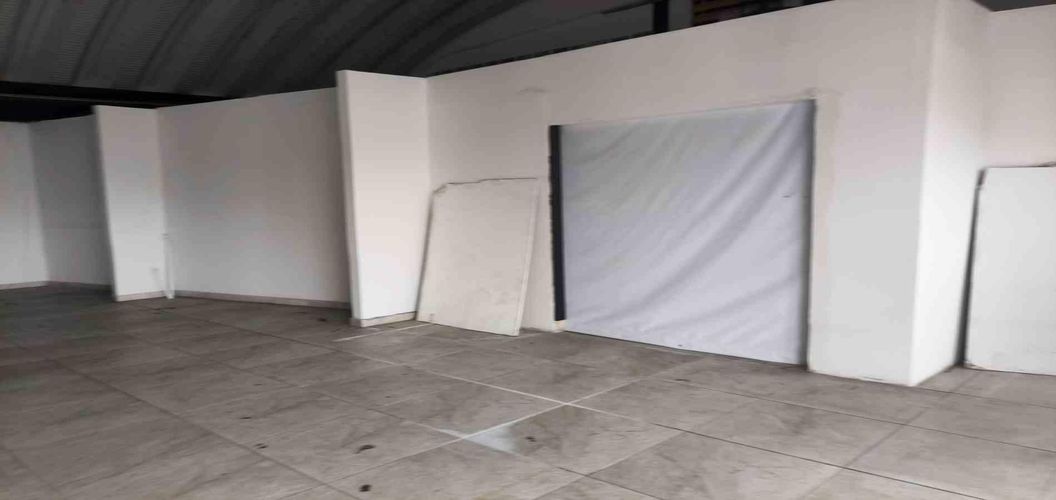 Local en venta en Avenida Centenario, Armenia, 57 m² · foto 7 de 11
