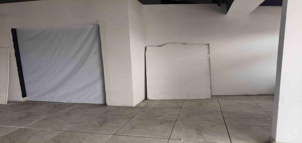 Local en venta en Avenida Centenario, Armenia, 57 m² · foto 8 de 11