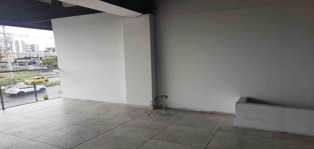 Local en venta en Avenida Centenario, Armenia, 57 m² · foto 9 de 11
