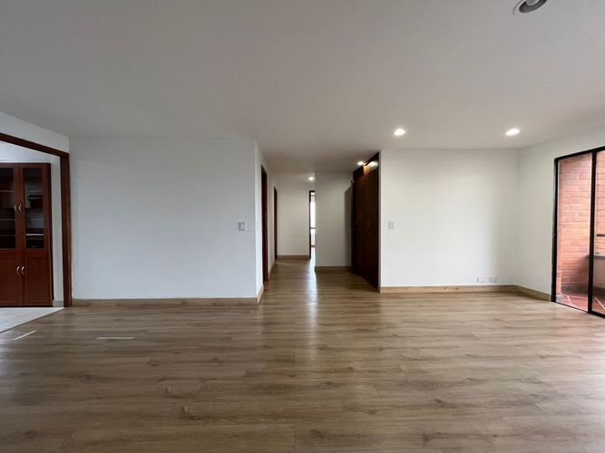Apartamento de 3 alcobas en arriendo en El Poblado, Medellín, 114 m² · foto 6 de 18