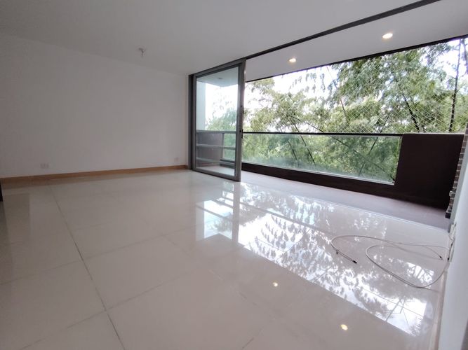 Apartamento de 3 alcobas en arriendo en El Poblado, Medellín, 84 m² · foto 5 de 24