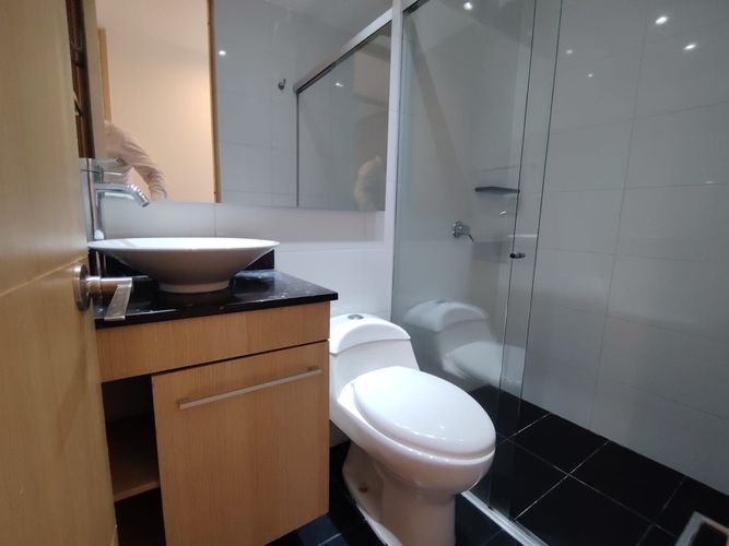 Apartamento de 3 alcobas en arriendo en El Poblado, Medellín, 84 m² · foto 15 de 24