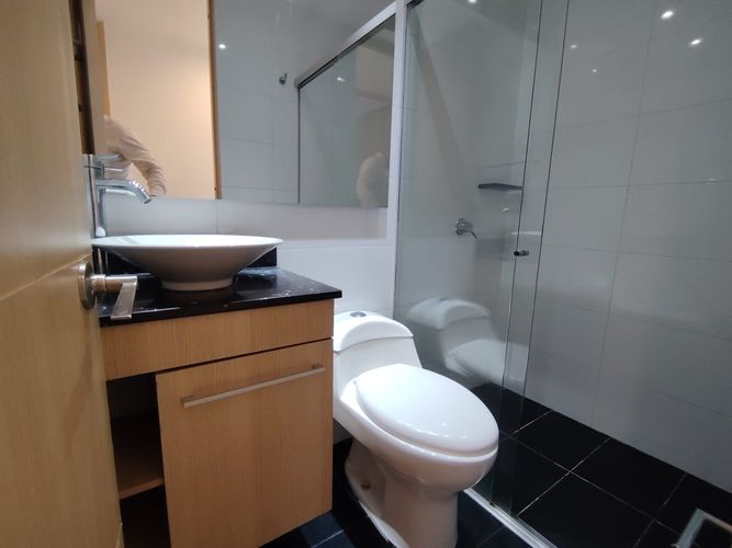 Apartamento de 3 alcobas en arriendo en El Poblado, Medellín, 84 m² · foto 17 de 24