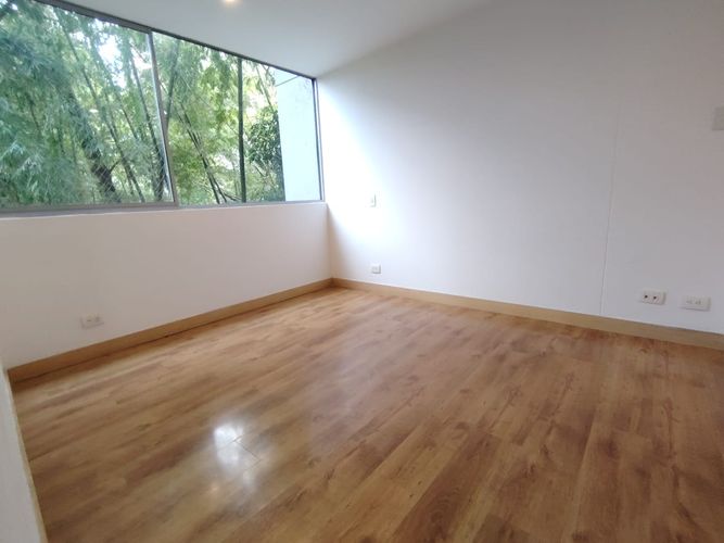 Apartamento de 3 alcobas en arriendo en El Poblado, Medellín, 84 m² · foto 23 de 24