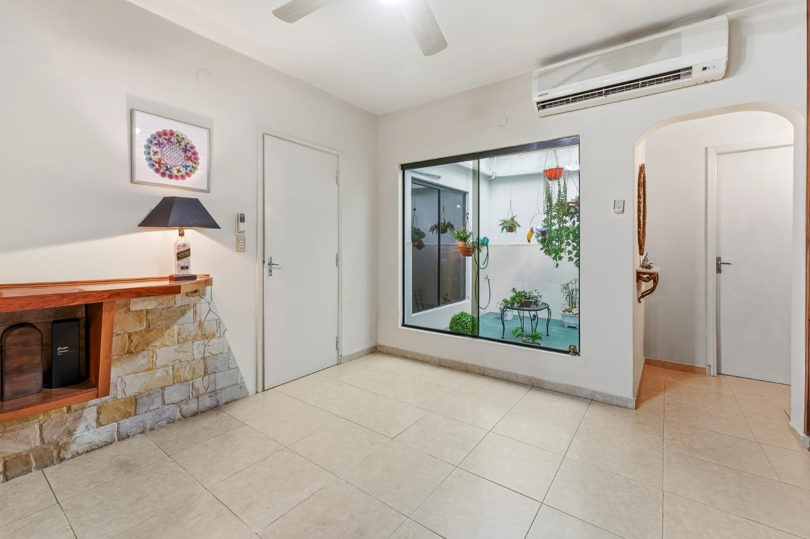 Casa en Venta – Barrio Republicano, Asunción