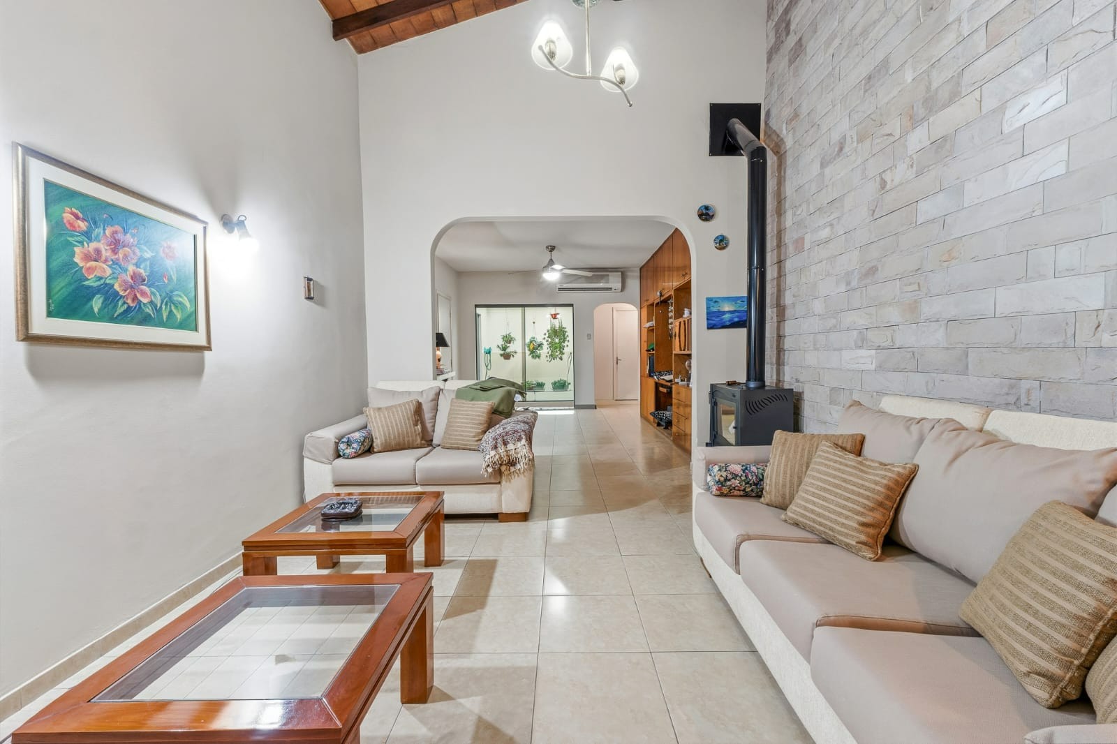 Casa en Venta – Barrio Republicano, Asunción — foto 2