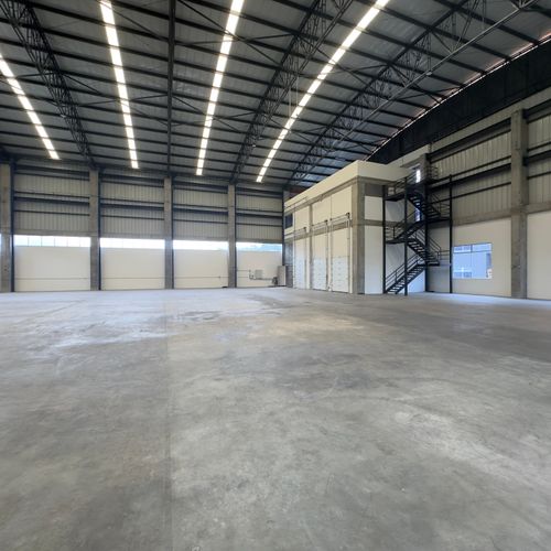 Bodega en arriendo en Copacabana, 2038 m² · foto 9 de 20
