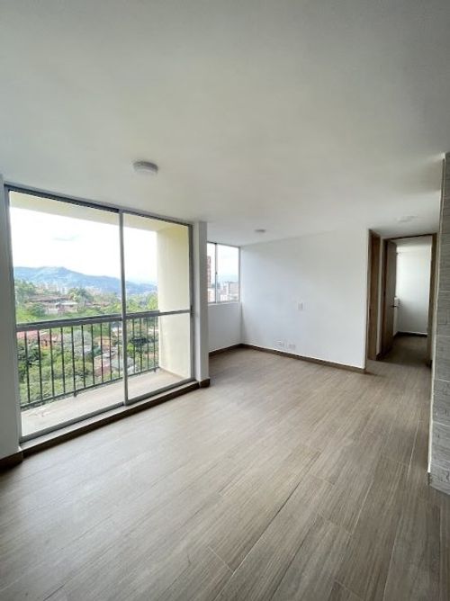 Apartamento de 2 alcobas en venta en La Tablaza, La Estrella, 56 m² · foto 5 de 20