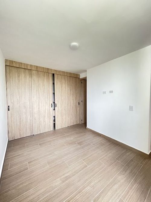 Apartamento de 2 alcobas en venta en La Tablaza, La Estrella, 56 m² · foto 11 de 20