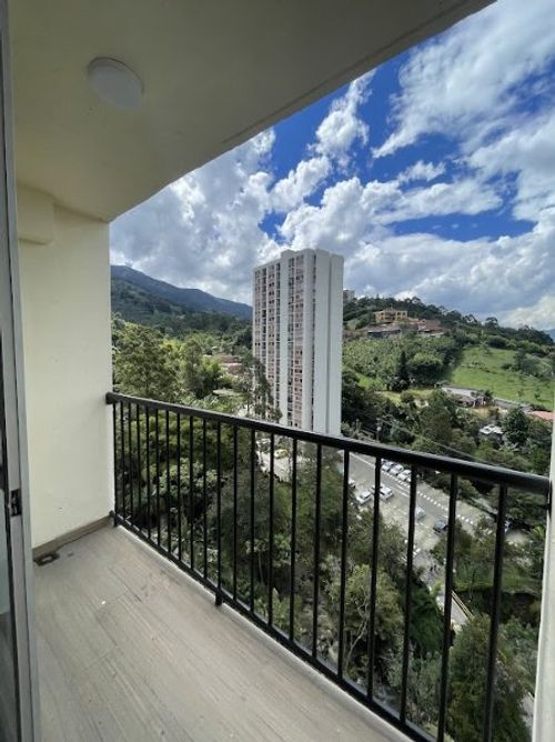 Apartamento de 2 alcobas en venta en La Tablaza, La Estrella, 56 m² · foto 19 de 20