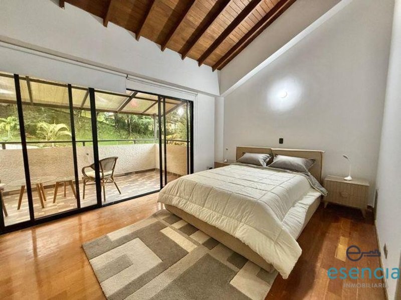 Casa en arriendo en El Tesoro, Medellín · foto 9 de 20