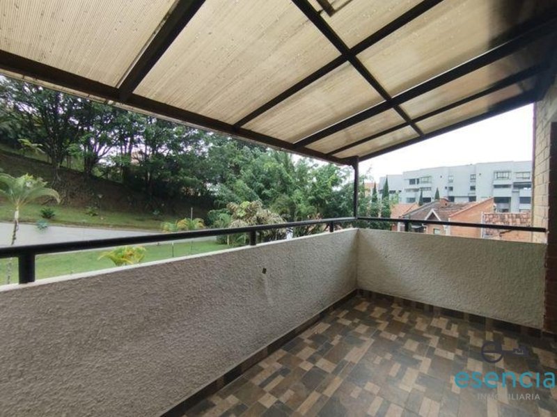 Casa en arriendo en El Tesoro, Medellín · foto 17 de 20