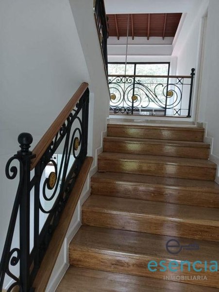 Casa en arriendo en El Tesoro, Medellín · foto 19 de 20
