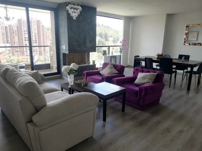 Apartamento en venta en San Jose De Bavaria, Bogotá, 1488 m² · foto 2 de 15