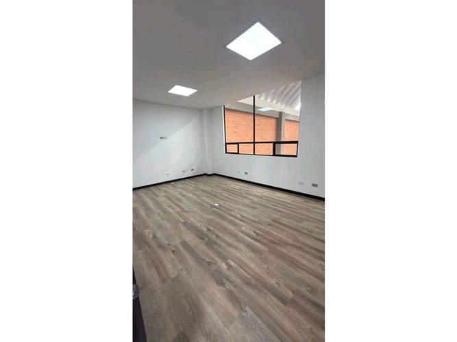 Bodega en venta en Portachuelo, Zipaquirá, 1050 m² · foto 16 de 24