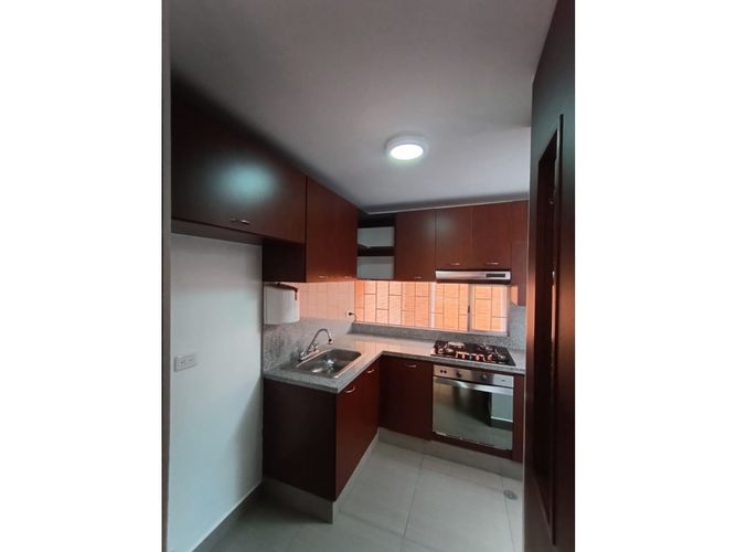 Casa en venta en El Cerezo, Bogotá · foto 2 de 18
