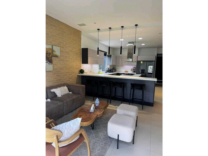 Casa de 4 alcobas en arriendo en Sindamanoy, Sopó, 368 m² · foto 18 de 24