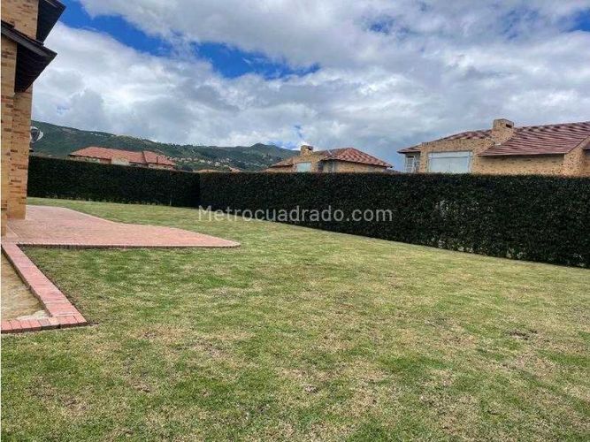 Casa de 4 alcobas en arriendo en Sindamanoy, Sopó, 368 m² · foto 24 de 24