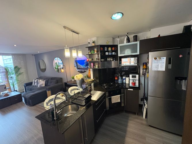 Apartamento de 2 alcobas en venta en Chico Norte, Bogotá, 70 m² · foto 9 de 24