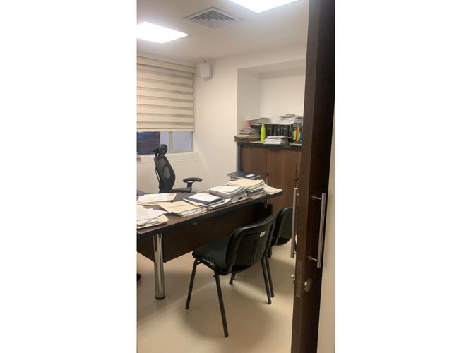 Oficina en venta en Campo Amor, Medellín, 736 m² · foto 15 de 20