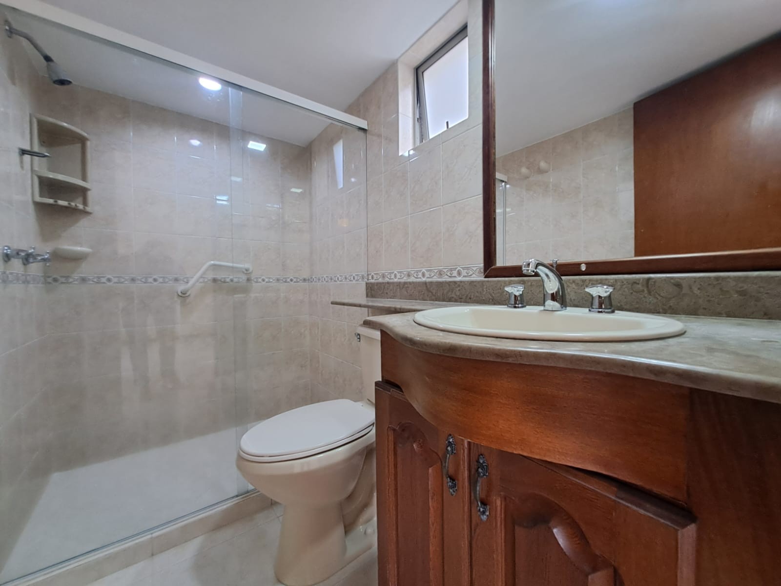 Apartamento en arriendo en La Castellana, Medellín · foto 8 de 20