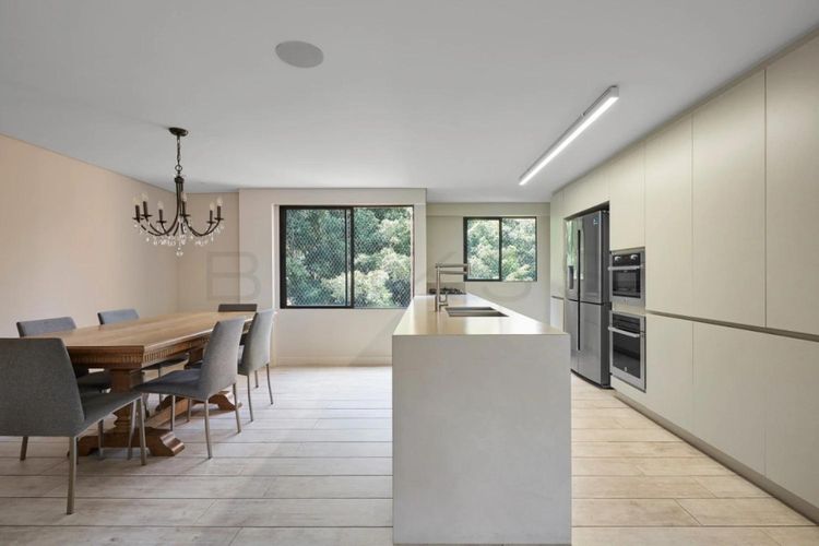 Apartamento de 3 alcobas en venta en El Diamante No. 2, Medellín, 297 m² · foto 4 de 14