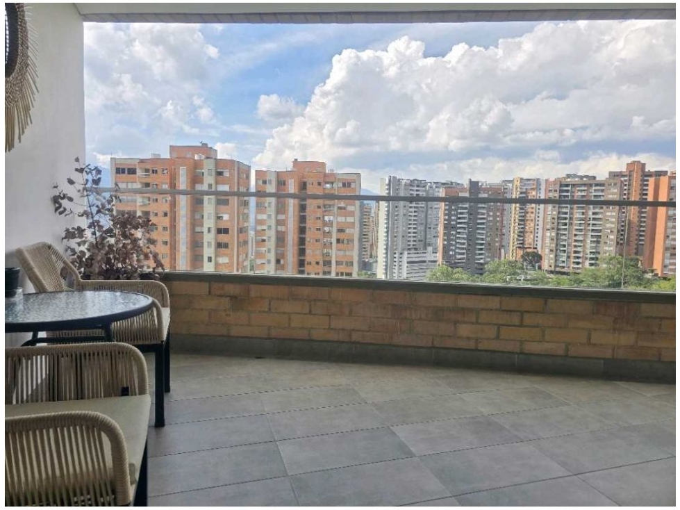 Apartamento en venta en Cumbres, Envigado · foto 5 de 12
