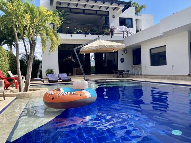 Casa de 5 alcobas en venta en Girardot, Ricaurte, 621 m² · foto 12 de 24