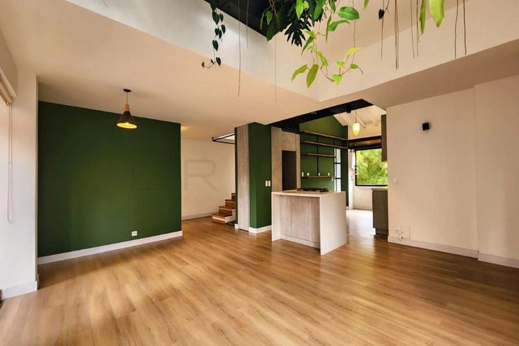 Apartamento de 3 alcobas en venta en Colombia, Medellín, 235 m² · foto 2 de 15