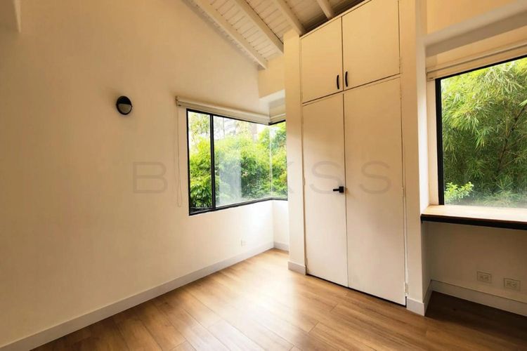 Apartamento de 3 alcobas en venta en Colombia, Medellín, 235 m² · foto 11 de 15