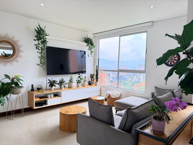 Apartamento de 2 alcobas en venta en El Poblado, Medellín, 188 m² · foto 15 de 19