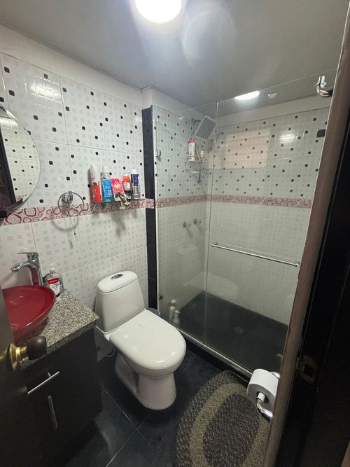 Apartamento de 3 alcobas en venta en El Limonar, Cali, 66 m² · foto 5 de 17