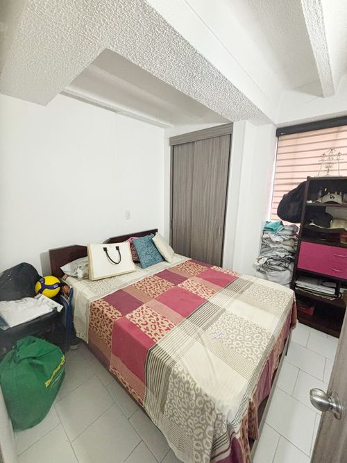 Apartamento de 3 alcobas en venta en El Limonar, Cali, 66 m² · foto 9 de 17