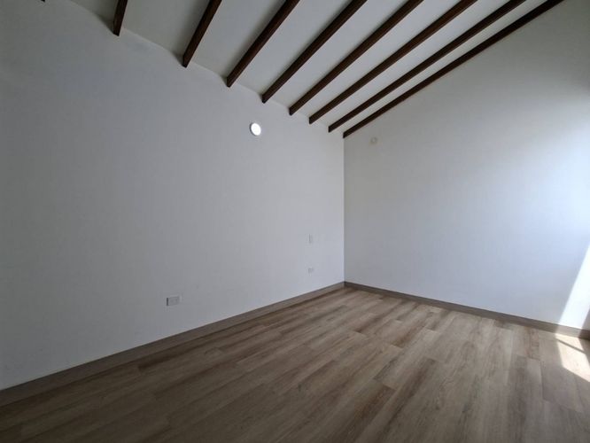 Casa de 3 alcobas en venta en Lomitas, La Ceja, 140 m² · foto 11 de 19