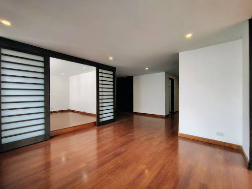 Apartamento en venta en Santa Barbara Central, Bogotá · foto 5 de 24