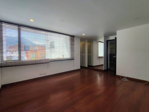 Apartamento en venta en Santa Barbara Central, Bogotá · foto 15 de 24