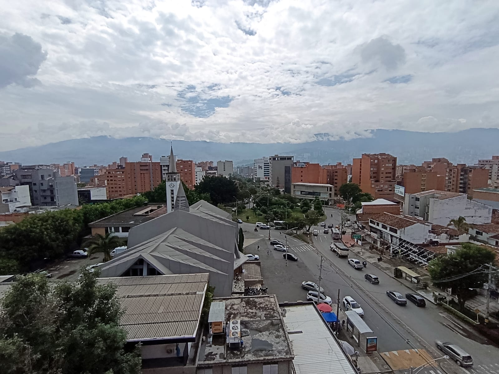 Apartamento en arriendo en La Castellana, Medellín · foto 8 de 20
