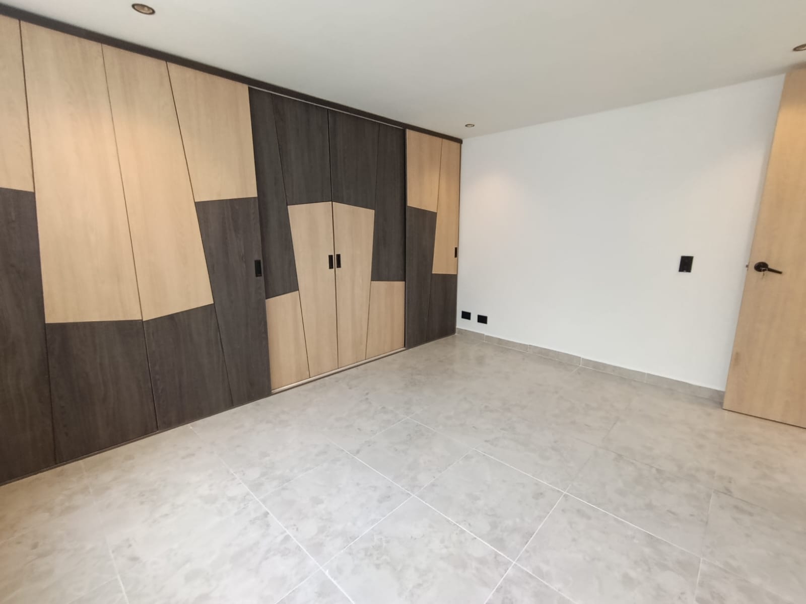 Apartamento en arriendo en La Castellana, Medellín · foto 12 de 20