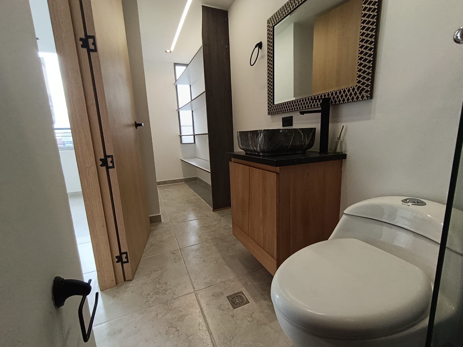 Apartamento en arriendo en La Castellana, Medellín · foto 19 de 20
