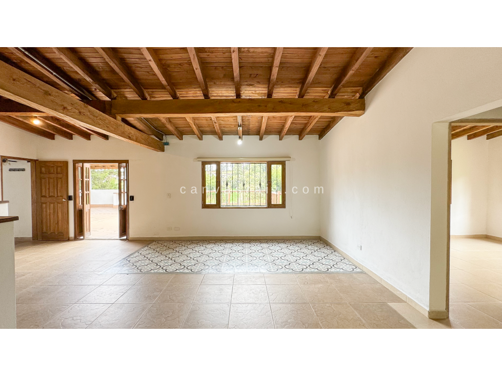 4BR Country House in Mampuesto (350 m²) for Sale - 3
