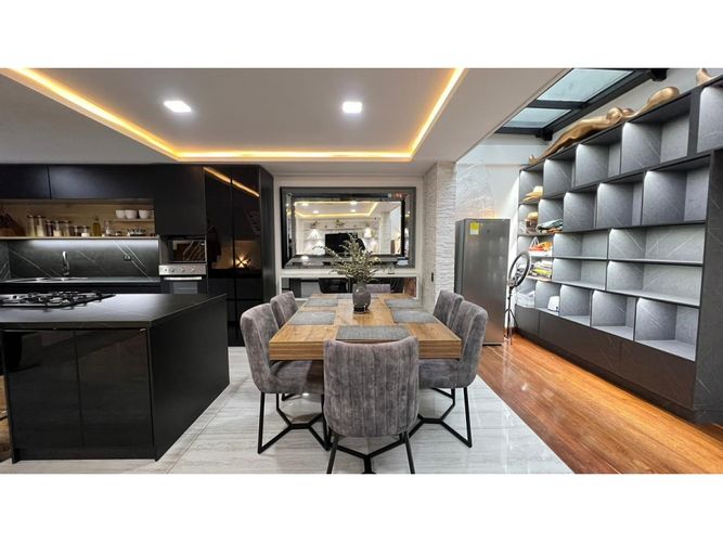 Casa de 3 alcobas en venta en San Antonio De Pereira, Rionegro, 186 m² · foto 2 de 15