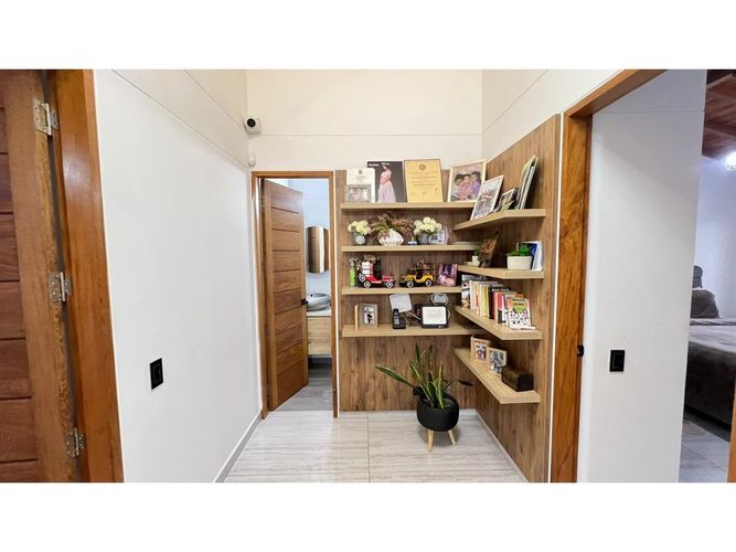 Casa de 3 alcobas en venta en San Antonio De Pereira, Rionegro, 186 m² · foto 10 de 15