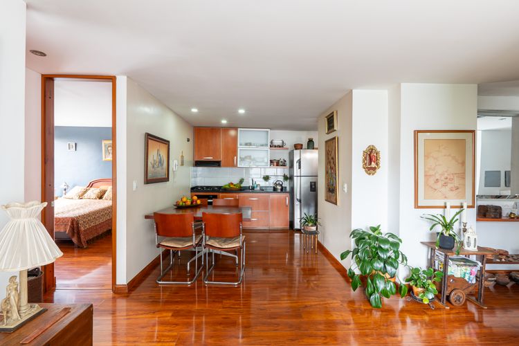 Apartamento de 2 alcobas en venta en Cn. Altos Del Bosque, Armenia, 68 m² · foto 4 de 11