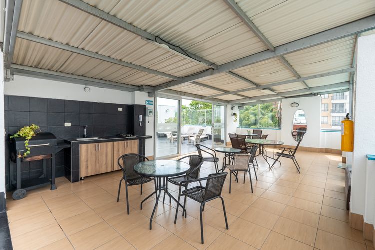 Apartamento de 2 alcobas en venta en Cn. Altos Del Bosque, Armenia, 68 m² · foto 11 de 11