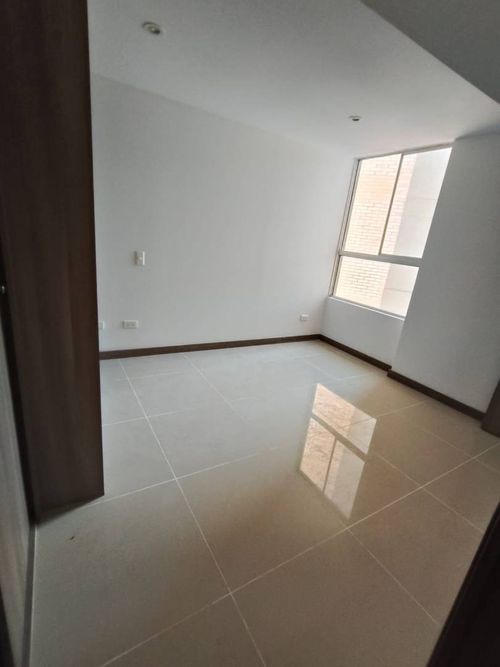 Apartamento de 3 alcobas en arriendo en Señorial, Envigado, 72 m² · foto 3 de 11