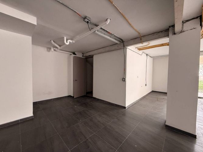 Local en arriendo en Los Colores, Medellín, 130 m² · foto 6 de 12