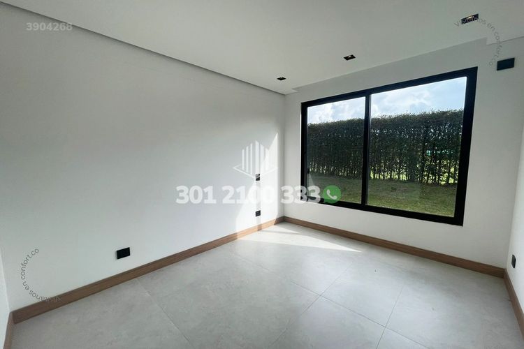 Casa de 4 alcobas en venta en Llano Grande, Rionegro, 510 m² · foto 13 de 24
