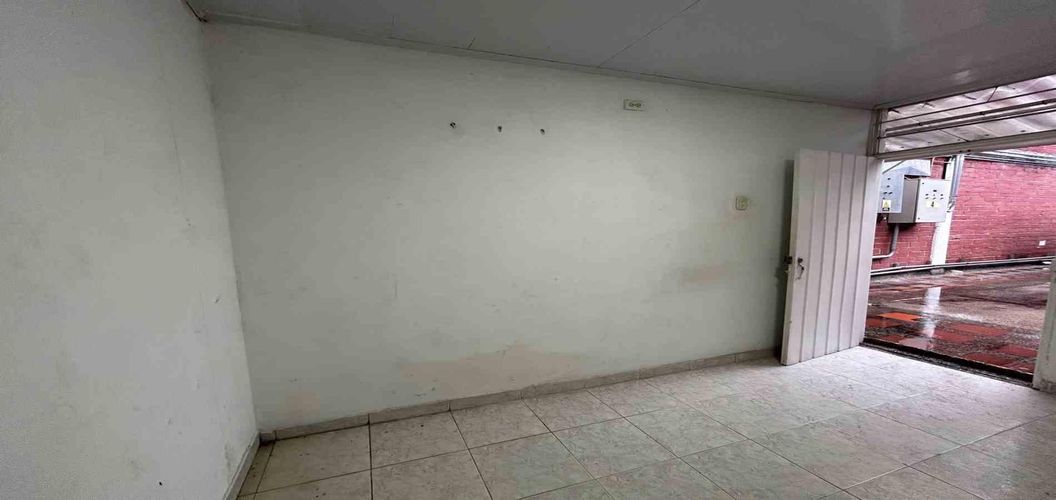 Oficina en arriendo en Multifamiliar La Villa, Pereira, 30 m² · foto 5 de 10
